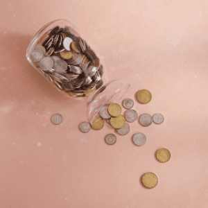 Biznes dla młodych – jak wejść na rynek bez dużego kapitału