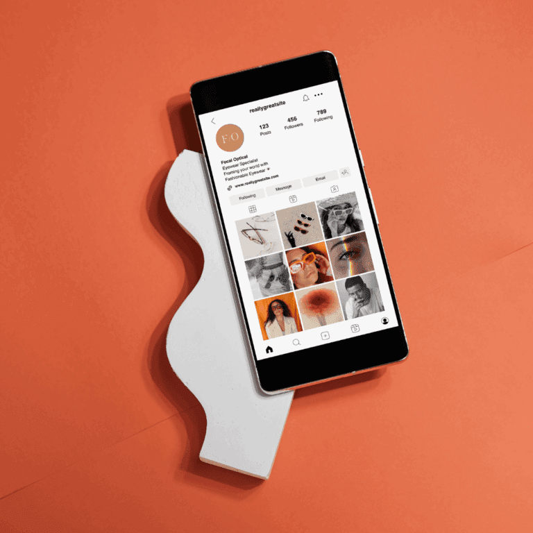 10 błędów w social mediach, które hamują sprzedaż Twojej firmy