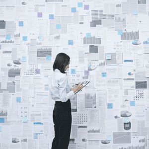 Czy lider naprawdę musi znać się na wszystkim? O zaufaniu, autorytecie i roli lidera w pracy z ekspertami